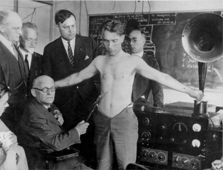 Dr Albert Abrams radiestezija